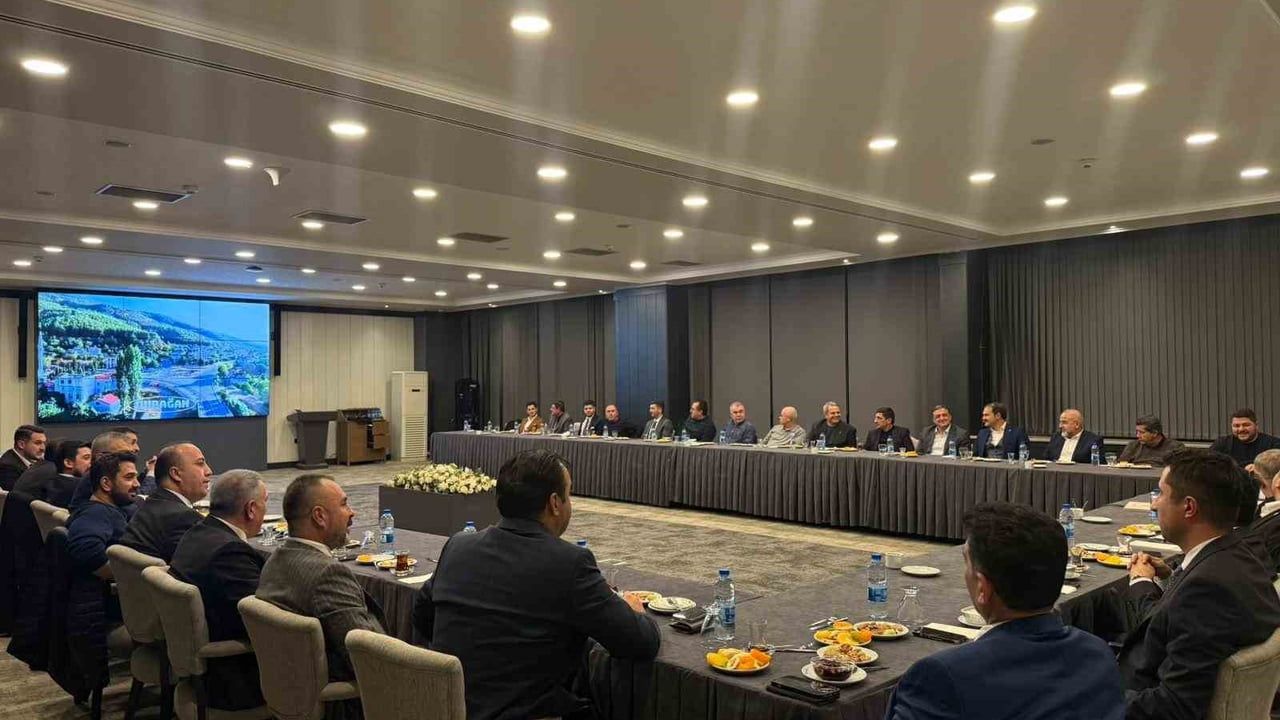 Ankara'da Görev Yapan Sinoplu Bürokratlar Sinop'un Geleceğini Görüştü