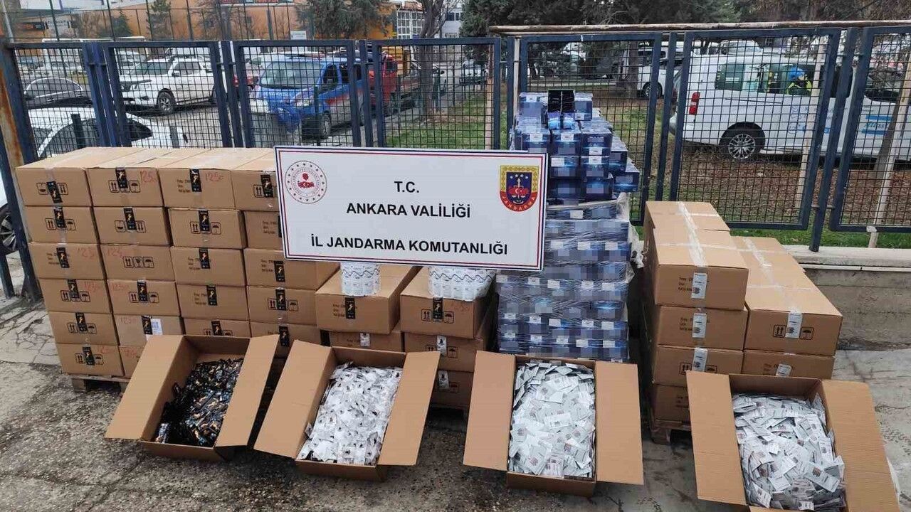 Ankara'da sahte ilaç operasyonu: 13,5 milyon liralık 127.600 ürün ele geçirildi