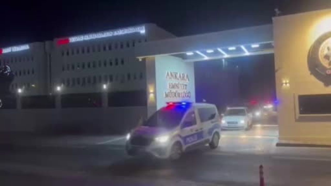 Ankara'da silah ve uyuşturucu ticareti yapan örgüte operasyon: 16 şüpheli gözaltına alındı