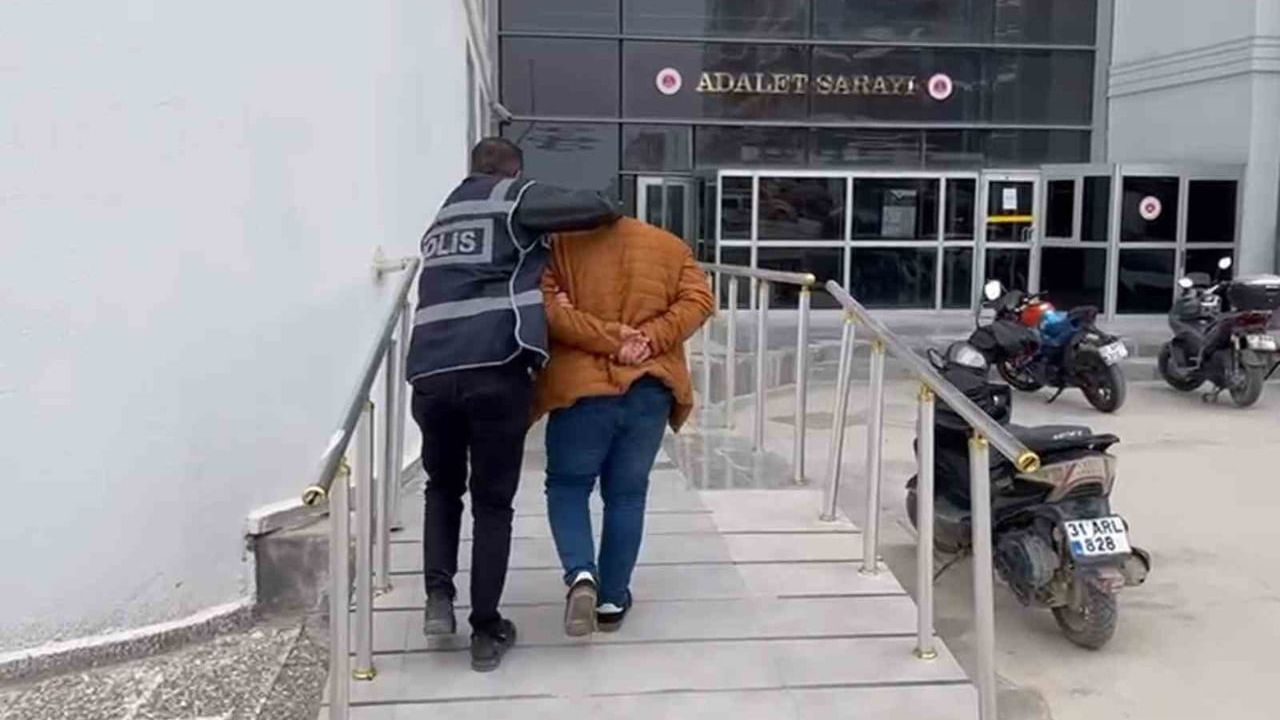 Antakya'da başkasına ait banka kartıyla dolandırıcılıktan aranan O.O. tutuklandı