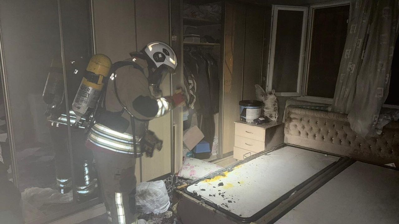 Antakya'da Yatak Odasında Çıkan Yangın: Müstakil Evde Hasar, Yaralanma Yok