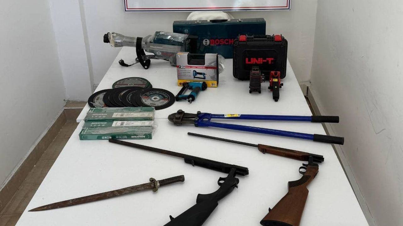 Antalya'da 350 bin TL'lik iş yeri hırsızlığının faili 'Bilge' yüz tanıma sistemiyle tespit edildi