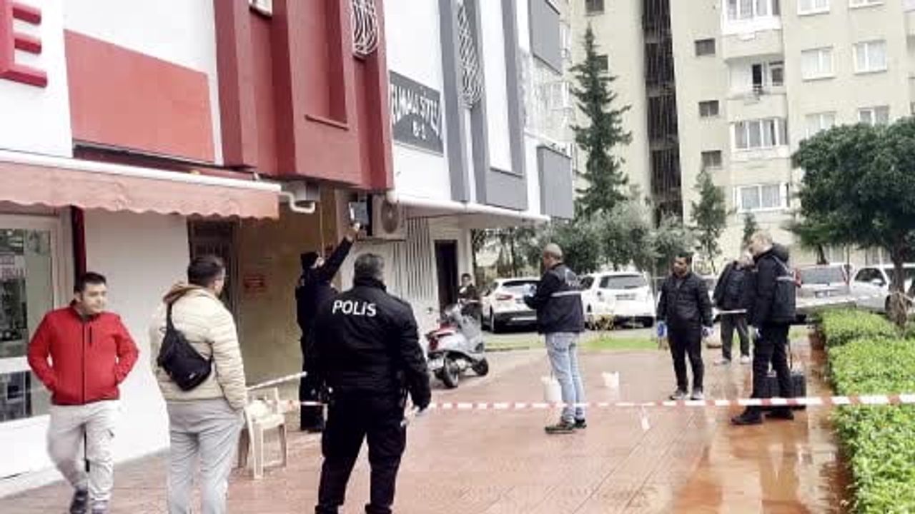 Antalya'da 5 yaşındaki çocuğun ölümünün ardından anne balkondan düşerek hayatını kaybetti