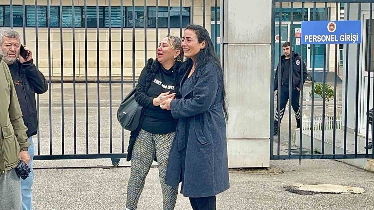 Antalya'da dereye düşen otomobilde yaşamını yitiren 39 yaşındaki kadın ailesine teslim edildi