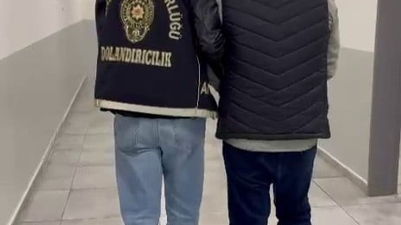 Antalya'da 'sivil polis' kılığına giren dolandırıcı tutuklandı