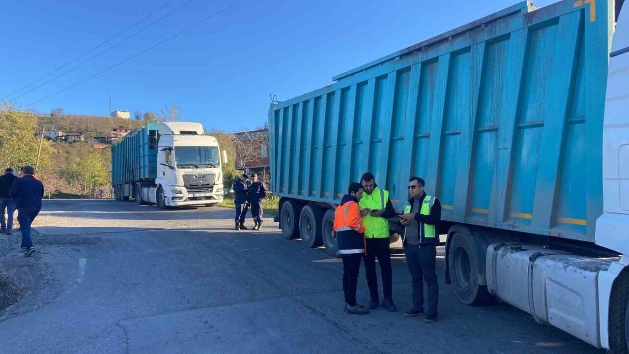 Araklı Taşönü’deki Katı Atık Tesisi, İşçilerin Maaş Eylemiyle Gündemde