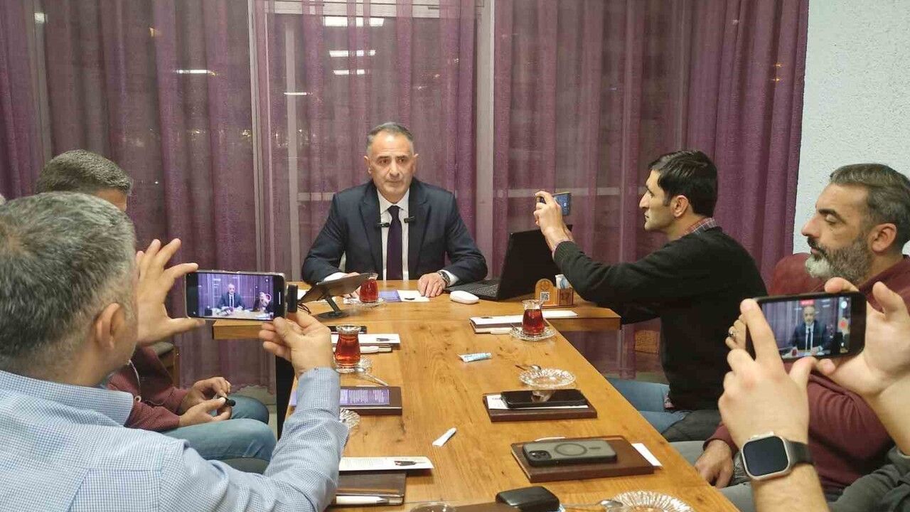 Ardahan Esnaf ve Sanatkarlar Odası Seçimlerinde Candar Yılmaz Adaylığını Açıkladı