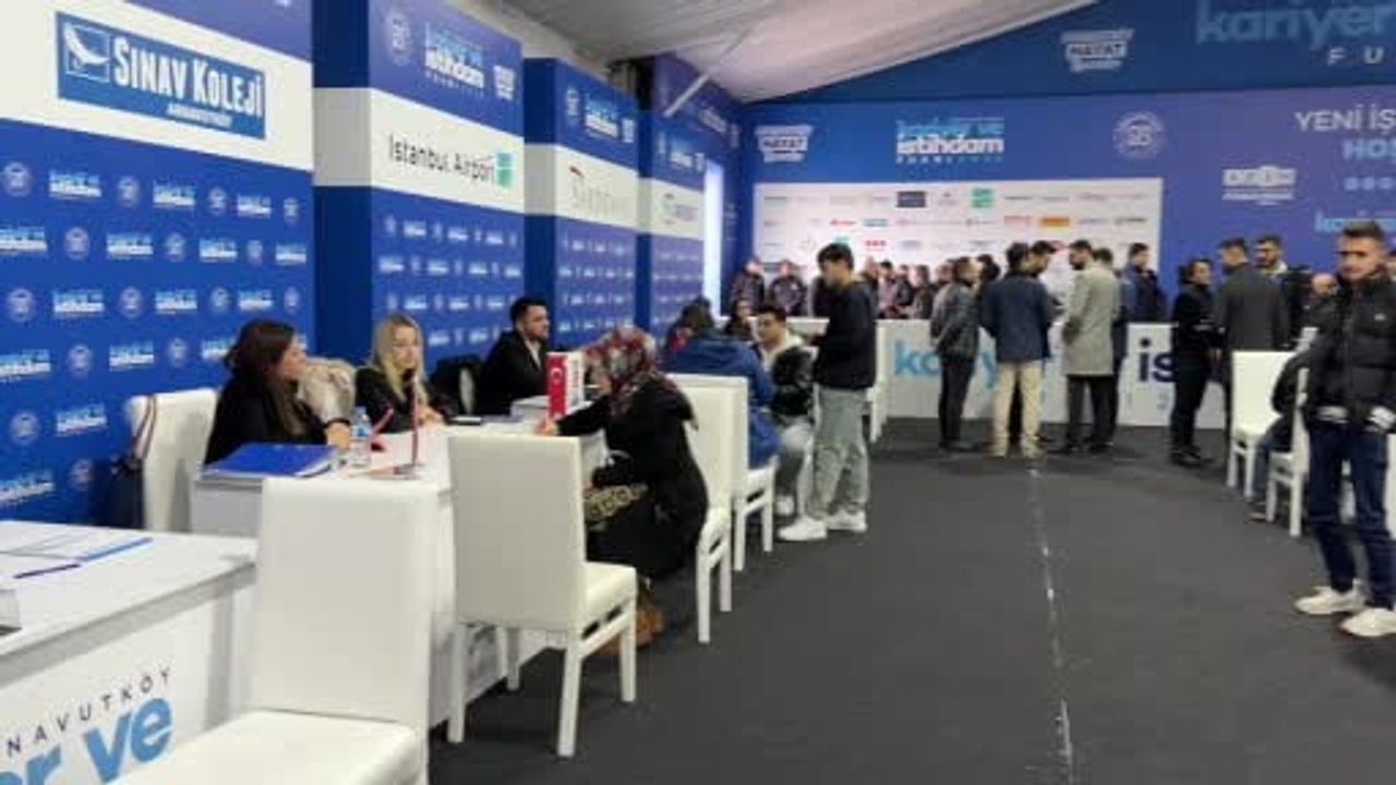 Arnavutköy Kariyer ve İstihdam Fuarı AKİF 25, bin 500 kişiye istihdam fırsatı sundu