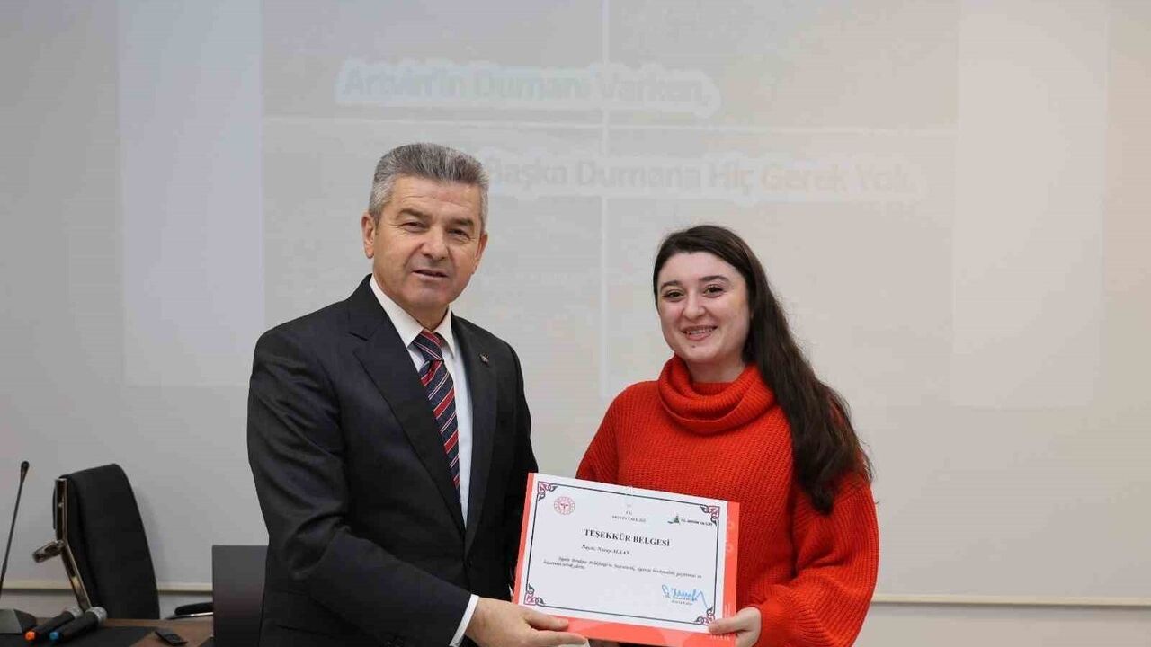 Artvin'de Hedef: En Az 500 Kişiyi Sigarayı Bıraktırmak