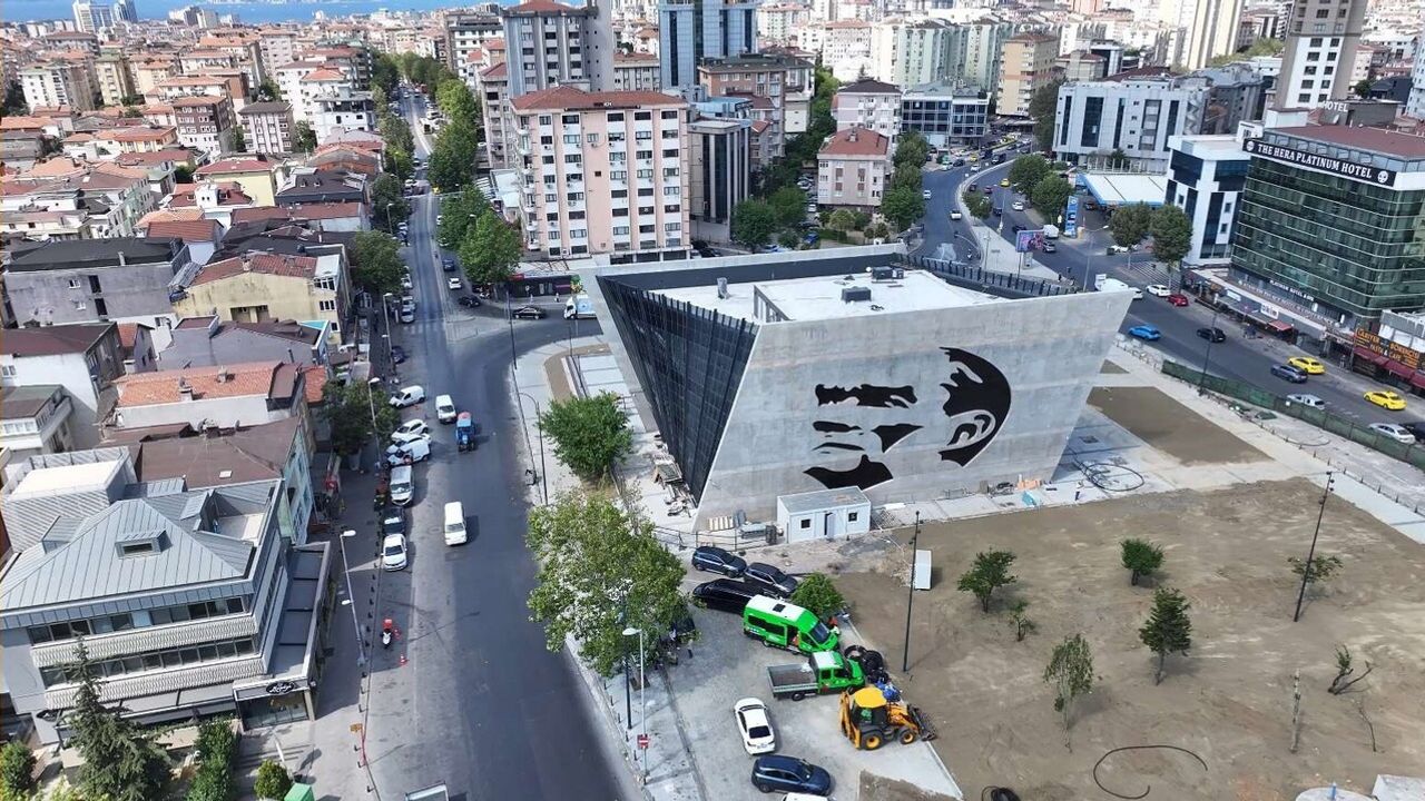 Ataşehir'de 600 Günde 100'ün Üzerinde Proje: Onursal Adıgüzel'in Hizmet Değerlendirmesi