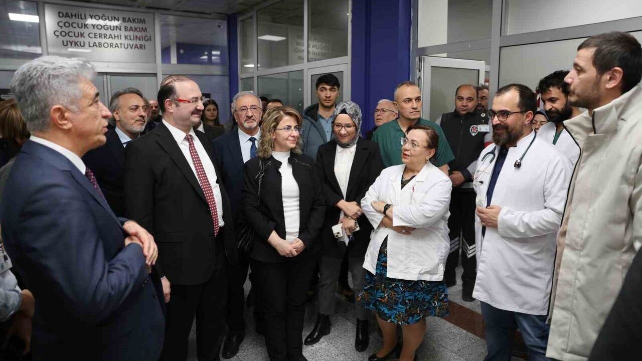 Atatürk Üniversitesi Araştırma Hastanesinde Uyku Laboratuvarı Açıldı, Yoğun Bakım Kapasiteleri Artırıldı