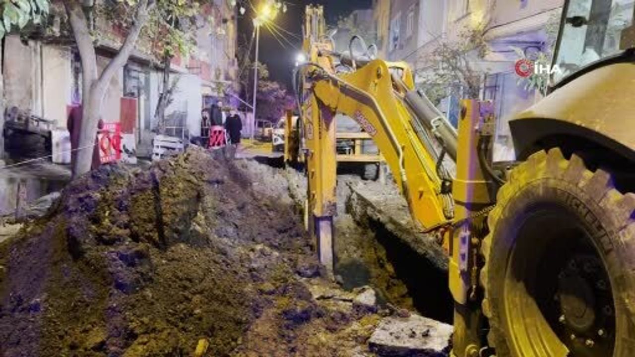 Avcılar'da İSKİ altyapı çalışmasında göçük: 1 işçi kurtarıldı, sağlık durumu iyi