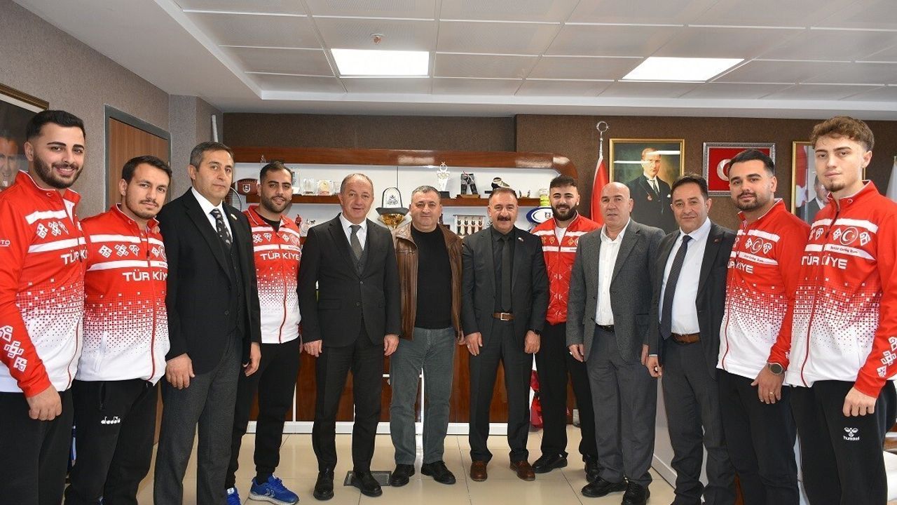 Avrupa Üçüncüsü A Milli Erkek Curling Takımı, Levent Çakmur’u Ziyaret Etti