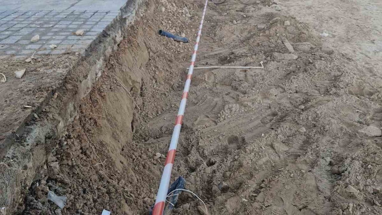 Aydın Büyükşehir Belediyesi Altınkum Yalı Caddesi’nde Onarım Çalışmalarına Hızlı Başladı