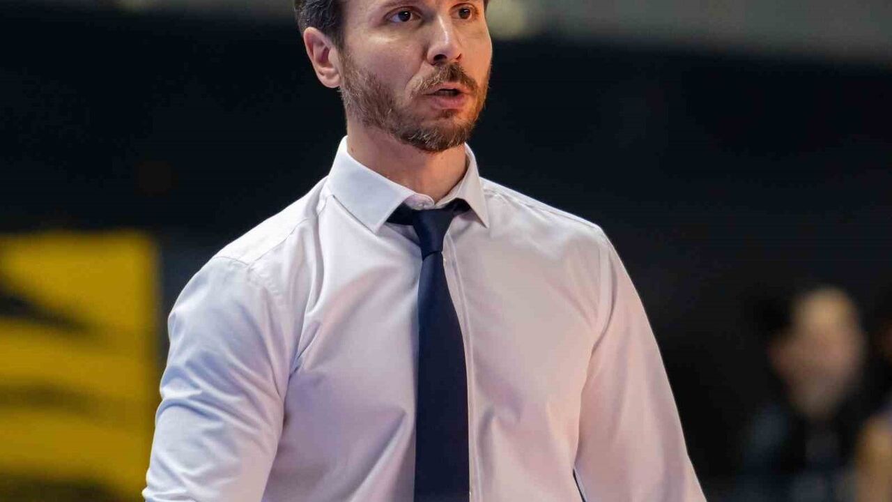 Aydın Büyükşehir Belediyespor'da Alper Hamurcu ile yollar ayrıldı