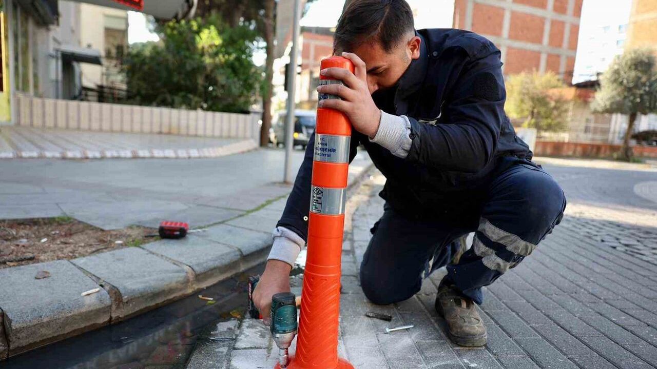 Aydın Büyükşehir'den Nazilli'de kapsamlı temizlik ve bakım çalışması