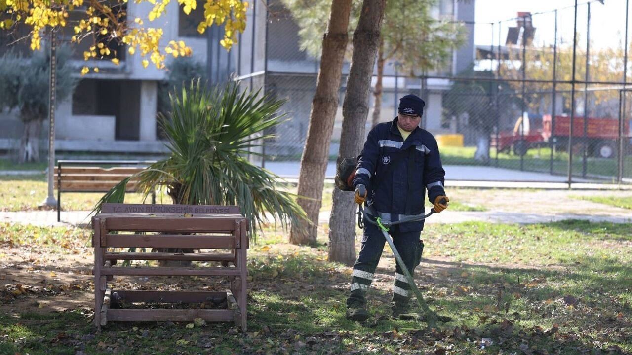 Aydın Büyükşehir ekipleri Koçarlı ve Germencik ilçelerinde kapsamlı çalışmalar yürütüyor