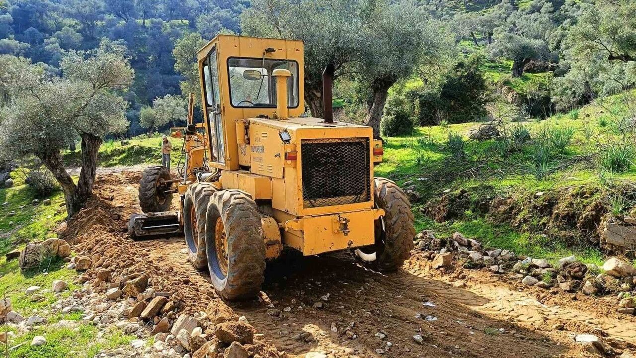 Aydın Büyükşehir, İl Genelinde Altyapı ve Üstyapı Çalışmalarını Sürdürüyor