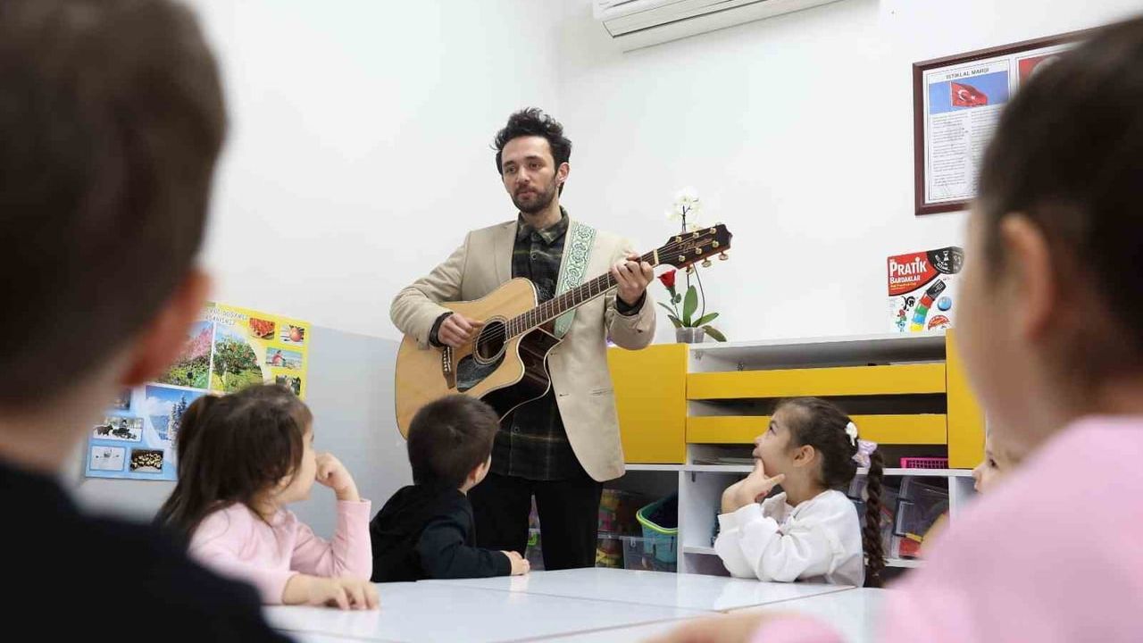 Aydın Büyükşehir Konservatuarı’ndan Çocuk Gelişim Merkezleri’nde Müzik Eğitimi