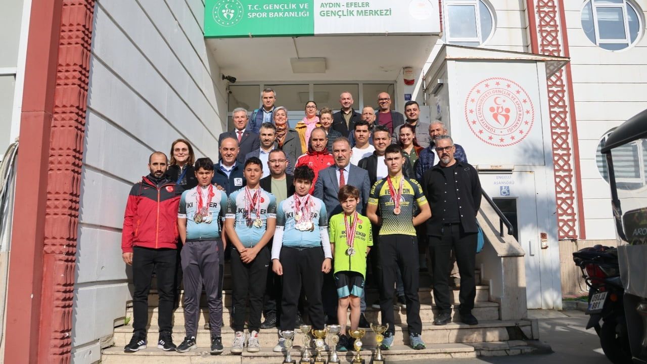 Aydın’da Bisiklet Branşının 2025 Değerlendirme Toplantısı: Sorunlar ve Çözüm Önerileri Ele Alındı