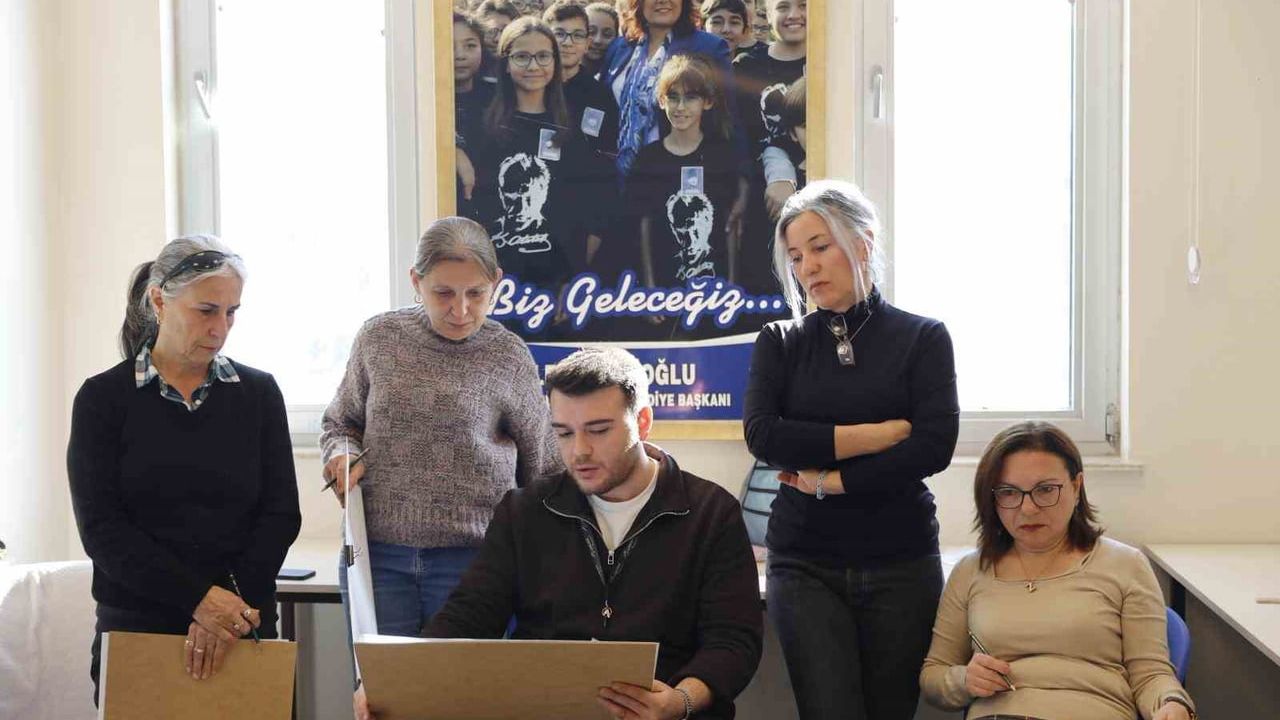Aydın'da Güz Dönemi Resim Eğitimleri Sürüyor: Başkan Çerçioğlu 'Sanat Toplumun Her Kesimine Ulaşmalı'