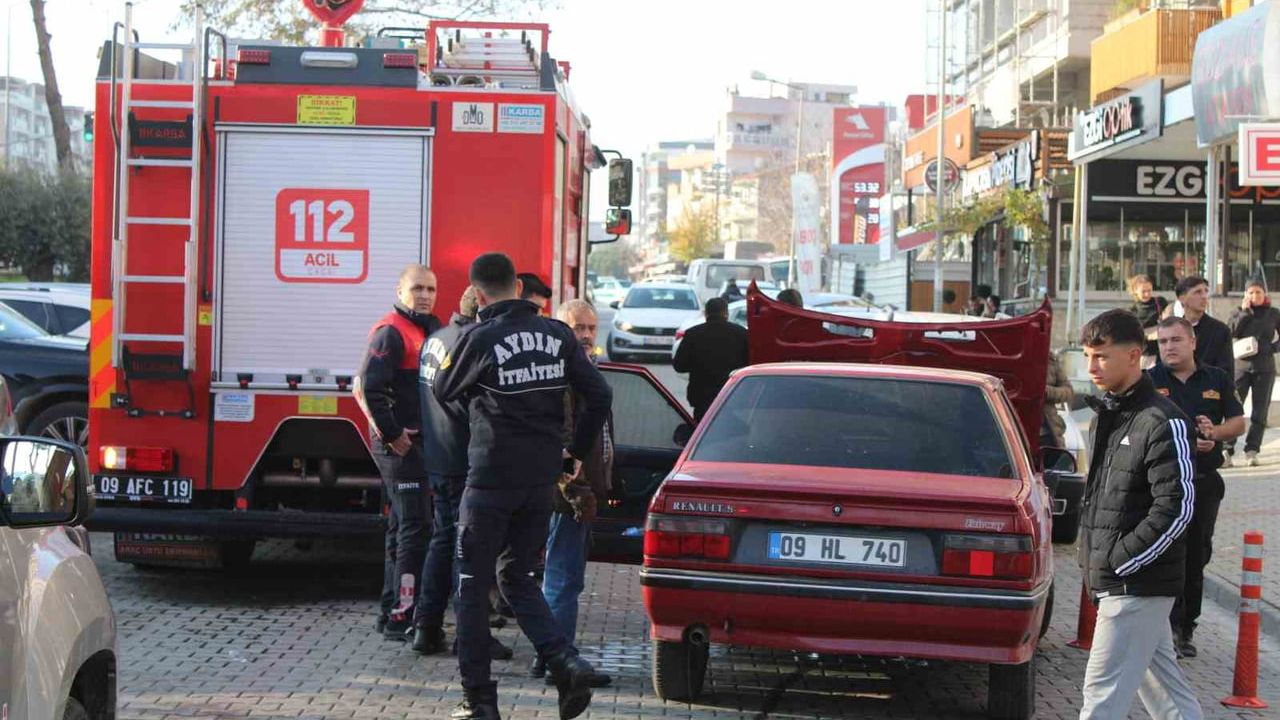 Aydın Efeler'de otomobil motorundan yükselen duman itfaiyeyi harekete geçirdi