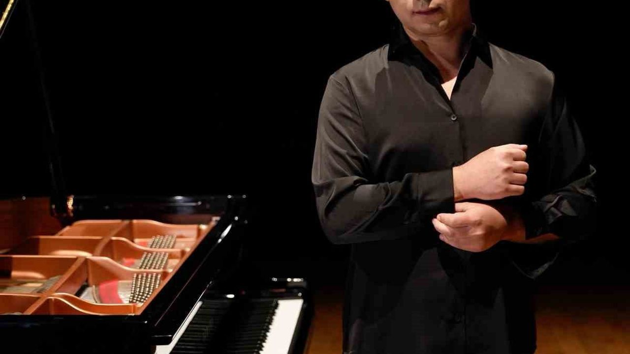 Ayvalık’ta gençlik ve sanat çalışmalarına destek amaçlı özel konser (29 Aralık 2025)