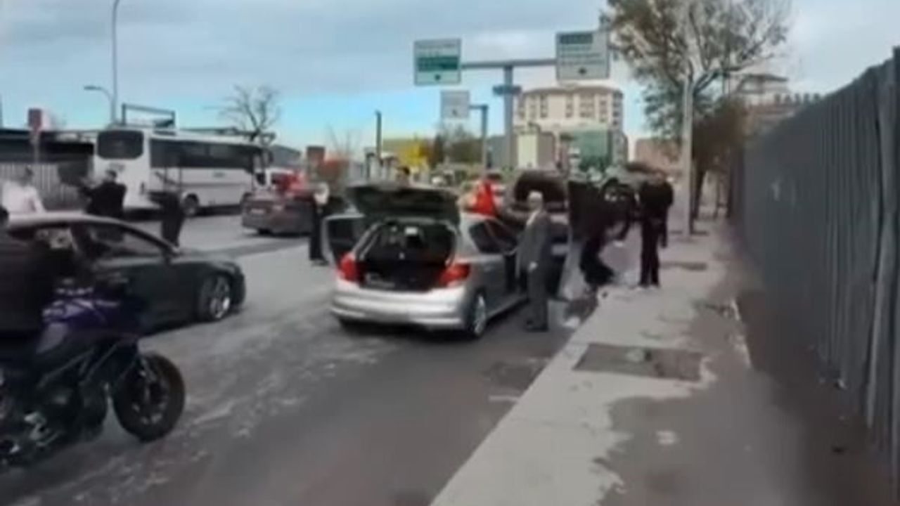 Bağcılar'da lüks araçlı düğün konvoyu Arnavutköy Yolu'nu kapattı