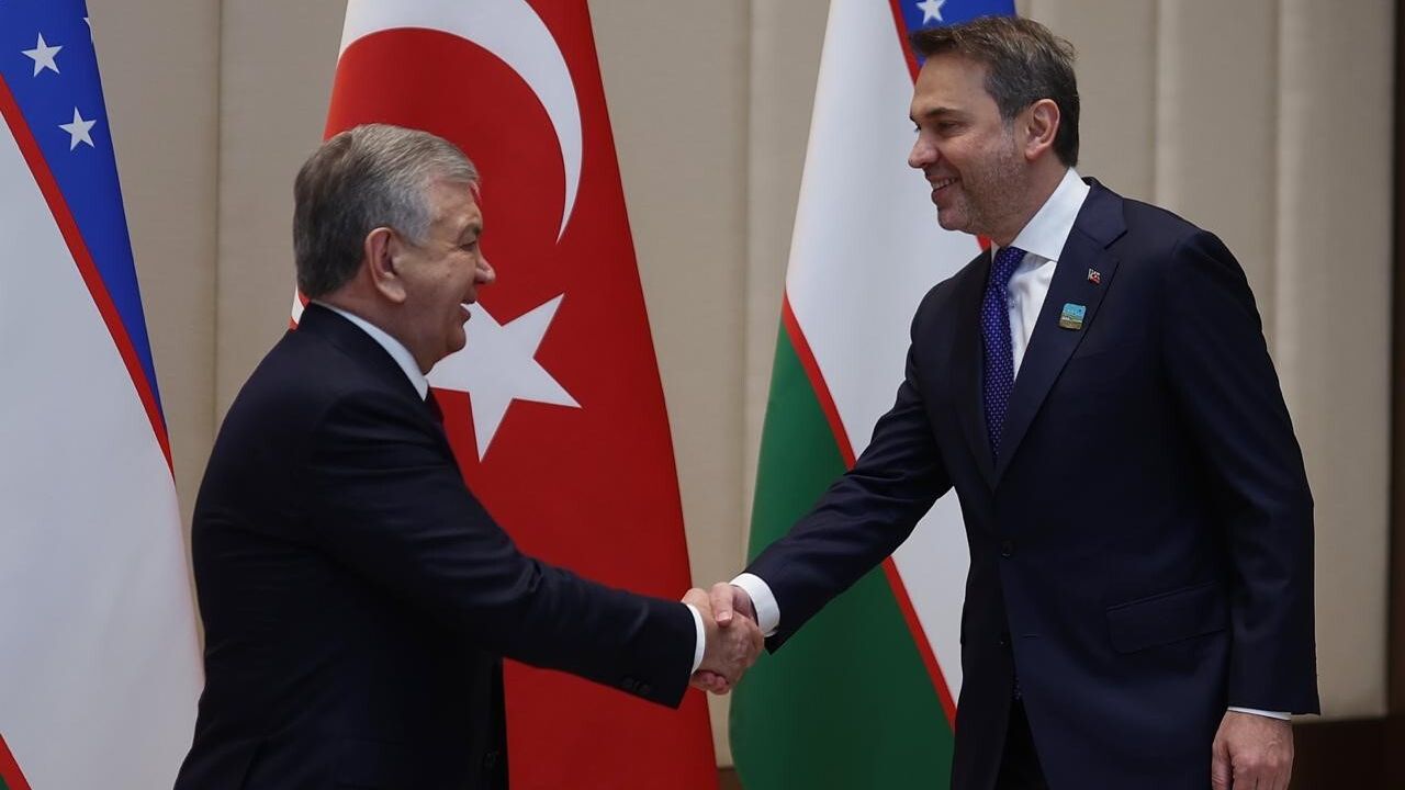 Bakan Bayraktar Özbekistan’da: Mirziyoyev ile enerji ve madencilik işbirliğini görüştü