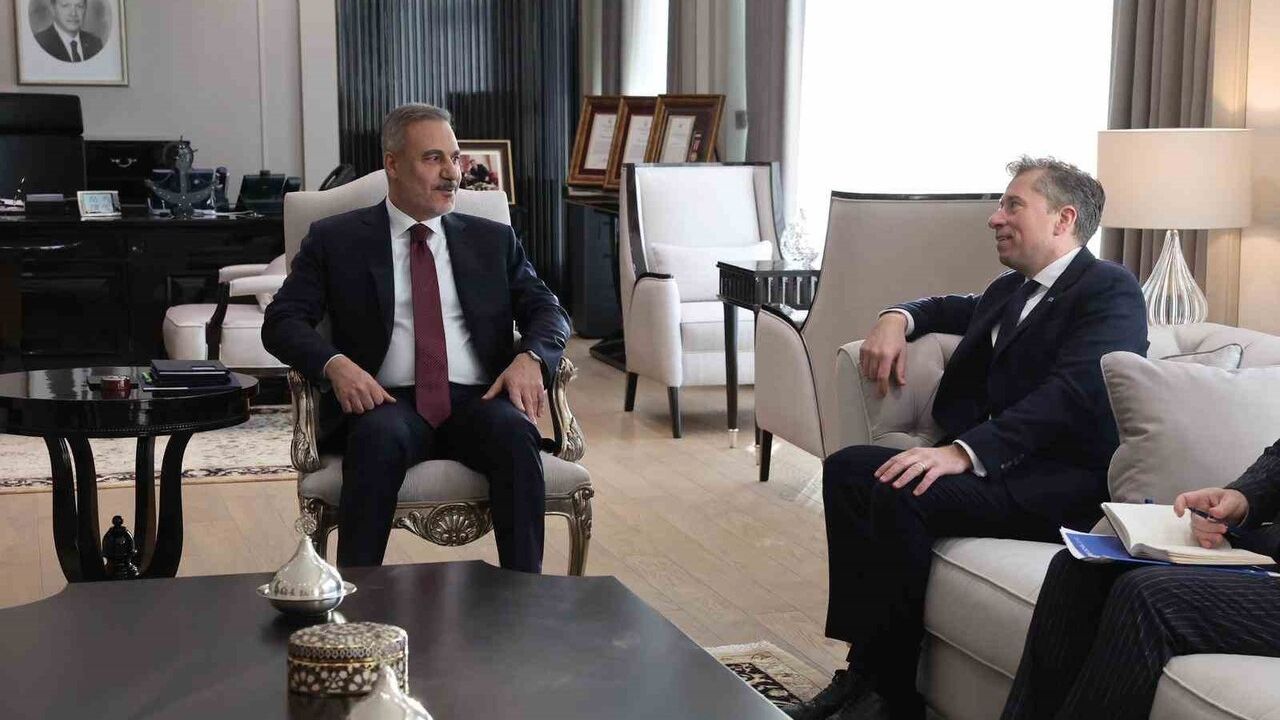 Bakan Fidan, BM İnsani İşlerden Sorumlu Genel Sekreter Yardımcısı Tom Fletcher'i Ankara'da Kabul Etti