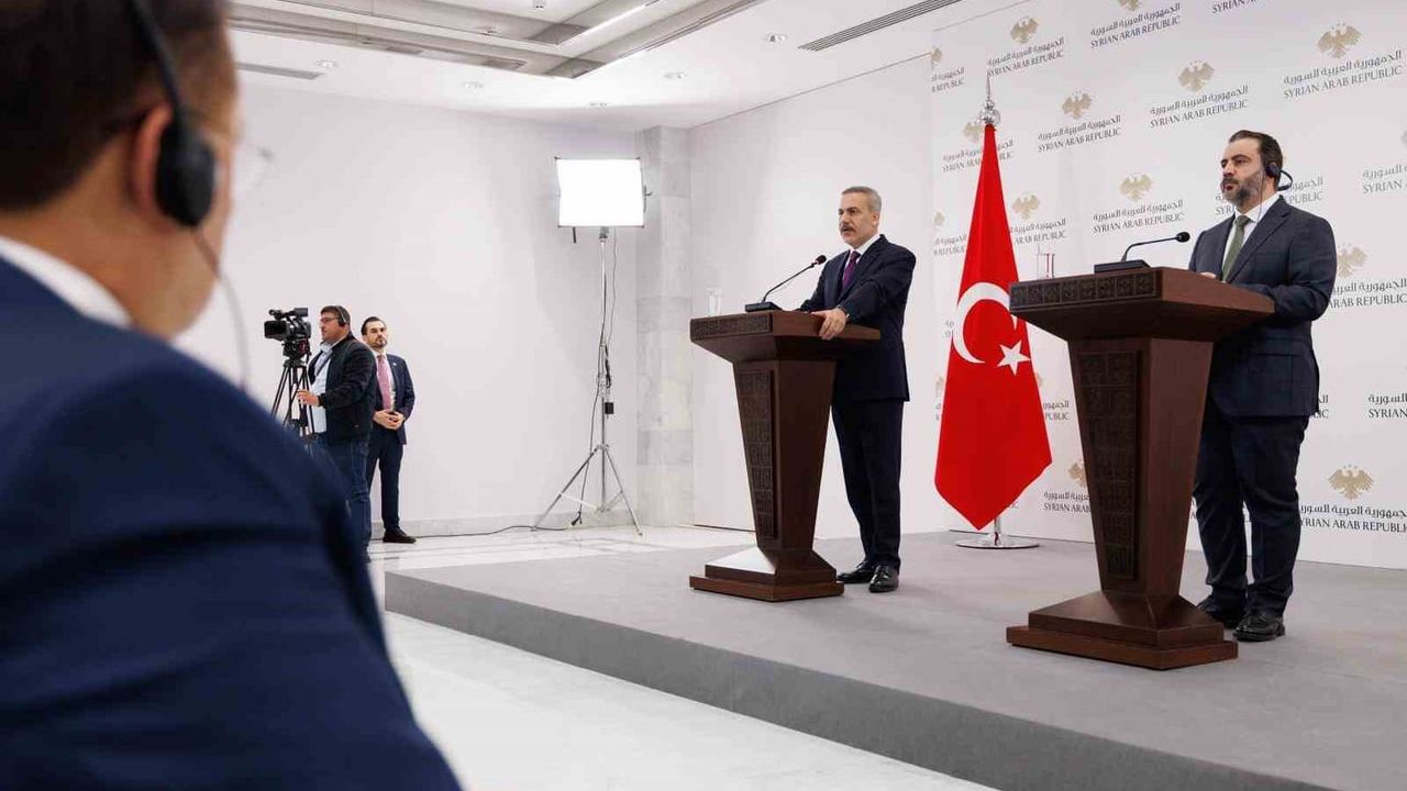 Bakan Fidan: SDG'nin Suriye ordusuna entegrasyonunda İsrail engeli