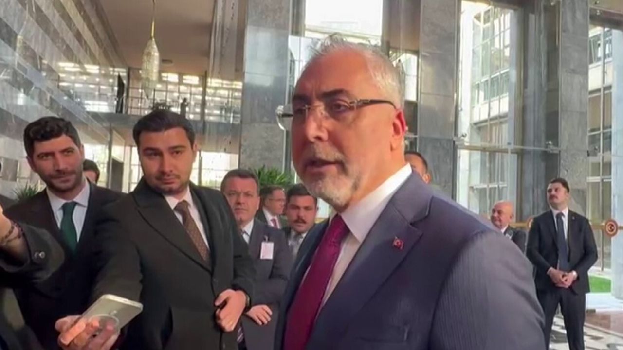 Bakan Işıkhan: Asgari ücrette rakam belirtmek için henüz erken