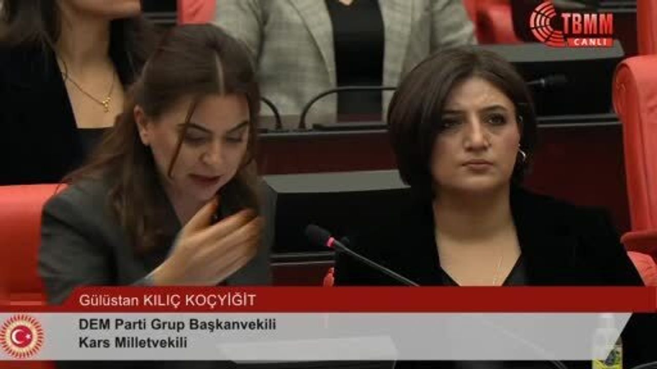 Bakan Kurum’dan DEM Parti’li Koçyiğit’e 'şantiye şefi' yanıtı: 'Deprem bölgesinin şantiye şefiyim'