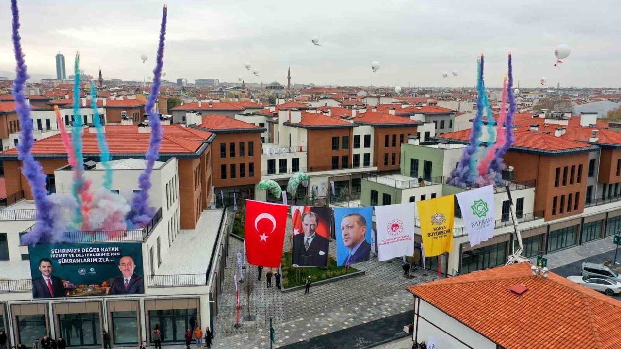 Bakan Kurum Suriçi Çarşısı 1. Etabını Açtı: 'Bu Proje Bir Vizyon Eseri, Bir Medeniyet İddiası'