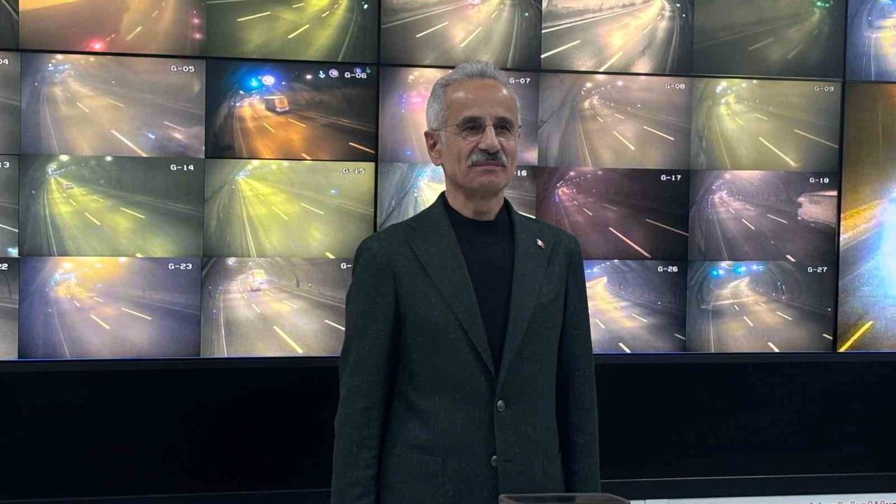 Bakan Uraloğlu: Bolu Dağı'nda 13 bin 600 personelle kış tedbirleri hazır