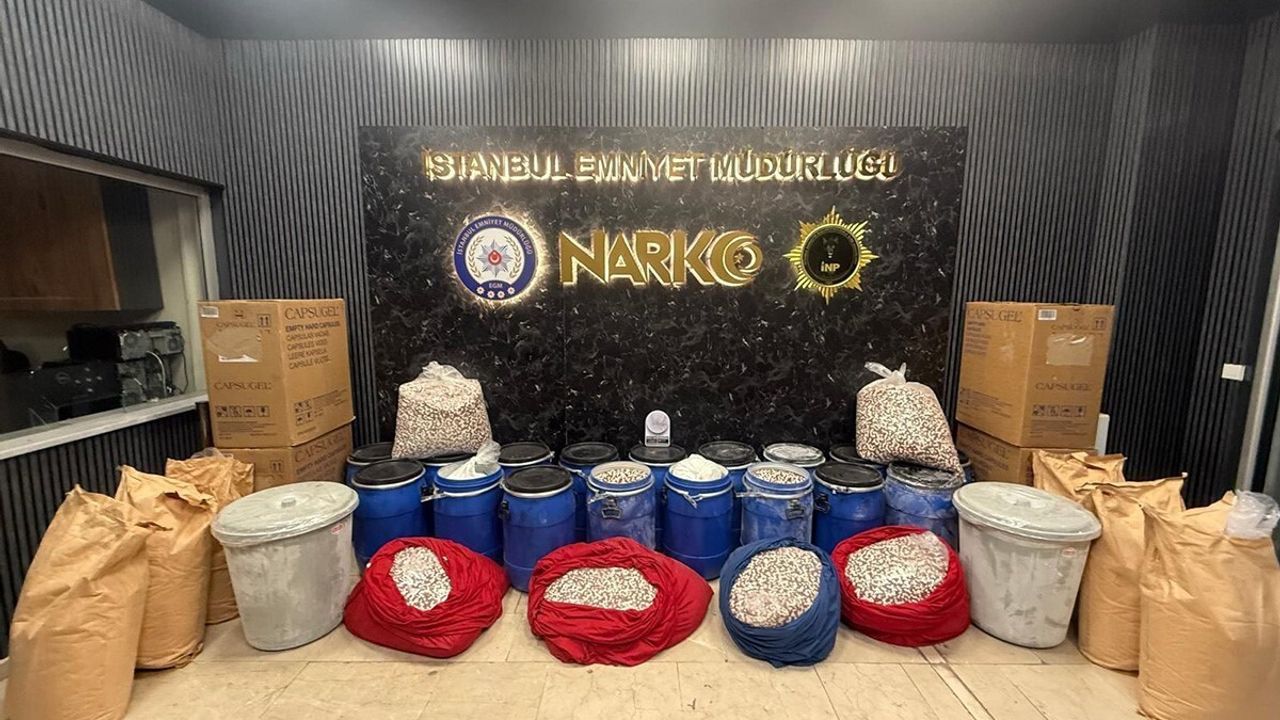 Bakan Yerlikaya: İstanbul ve İzmir’de 6 milyon 958 bin adet uyuşturucu hap ele geçirildi