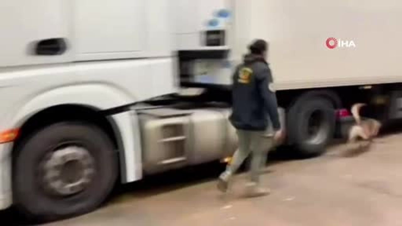 Bakan Yerlikaya: Kapıkule'de düzenlenen operasyonda 31 kilogram kokain ele geçirildi