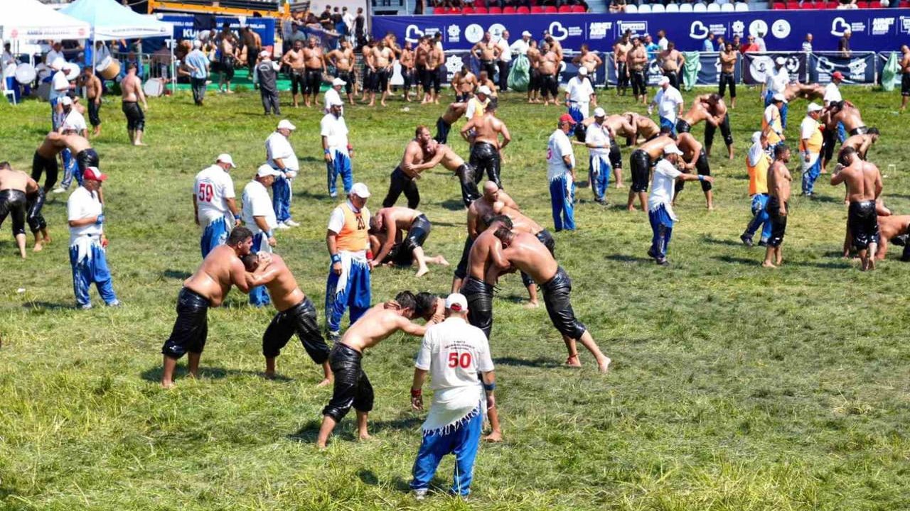 Balıkesir 2025'te Gençlik ve Sporda Öne Çıktı: Katılım, Tesis ve Organizasyonlarda Artış