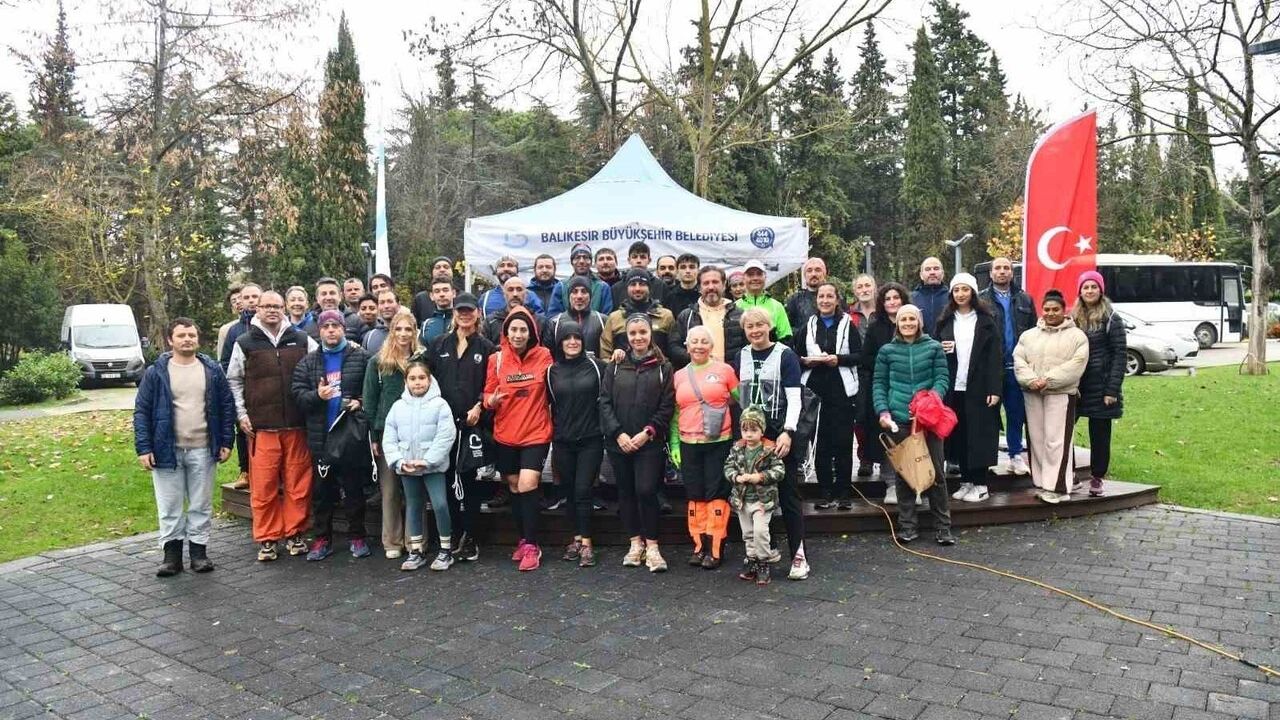 Balıkesir Büyükşehir Belediyesi, 'Her Adım Bir İz - Değirmen Boğazı Halk Koşusu' ile sporu teşvik ediyor