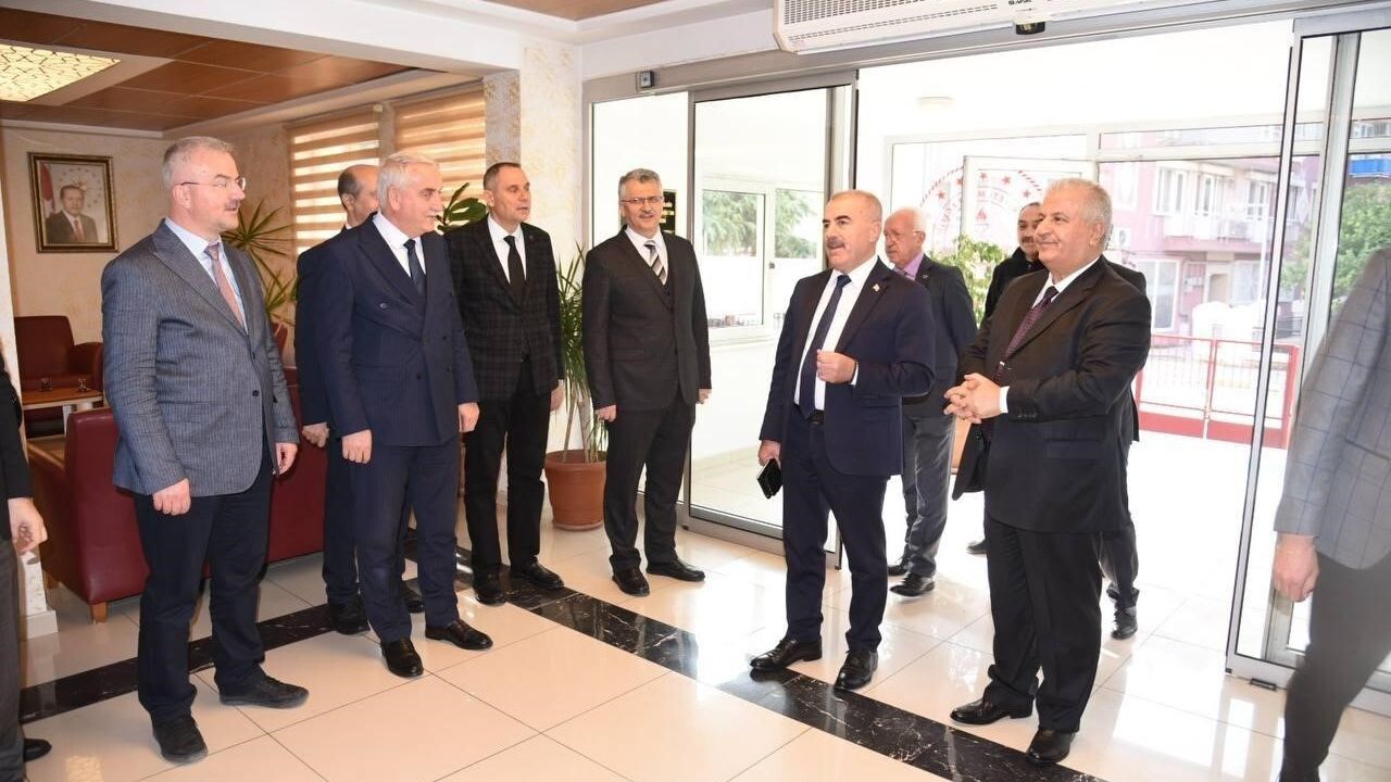 Balıkesir İl Millî Eğitim Müdürlüğünde görev değişimi: Murat Demir'den Selehattin Kal'a