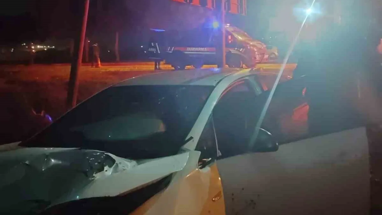 Balıkesir Susurluk Göbel Mahallesi'nde tek taraflı trafik kazası: 1 yaralı