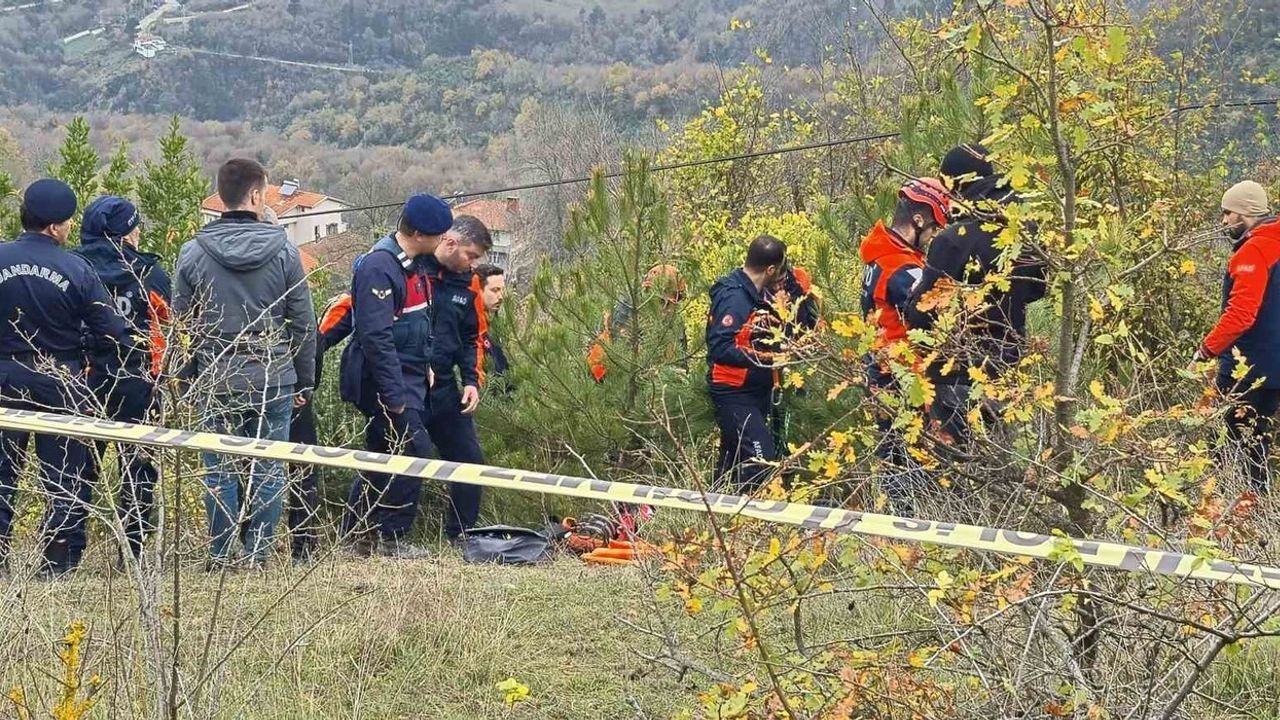 Bartın’da Ormanda Kaybolan 78 Yaşındaki Zehra Günay’ın Cenazesi Çalılıktan Kurtarıldı