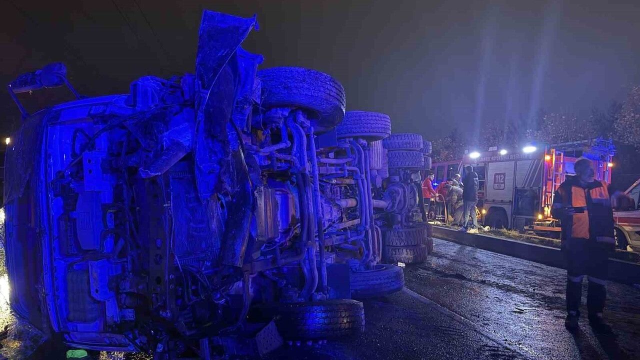 Başakşehir'de beton mikseri kontrolden çıktı: 2 ölü, 6 yaralı