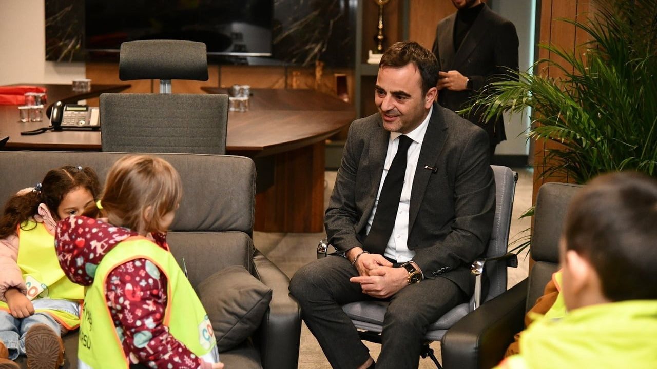 Başiskele'de 4-6 yaş Kur'an kursu öğrencileri belediyeyi ziyaret etti