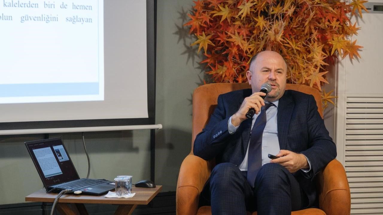 Başiskele’de Kitaphane Kültür Söyleşileri: Prof. Dr. Selçuk Seçkin Çobankale kazılarını anlattı