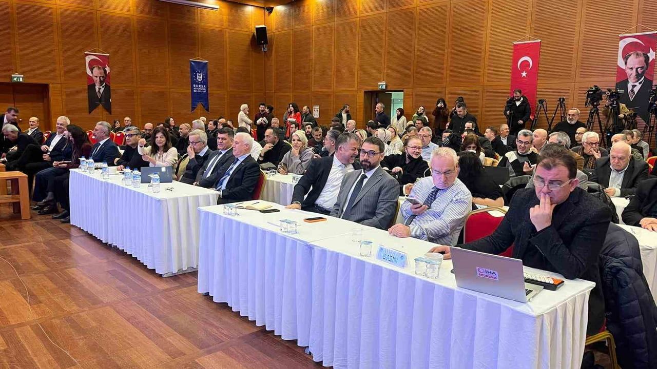 Başkan Bozbey: 'Soma’daki tezahüratlar doğru değil; Mahfel için hukuki süreci başlattık'