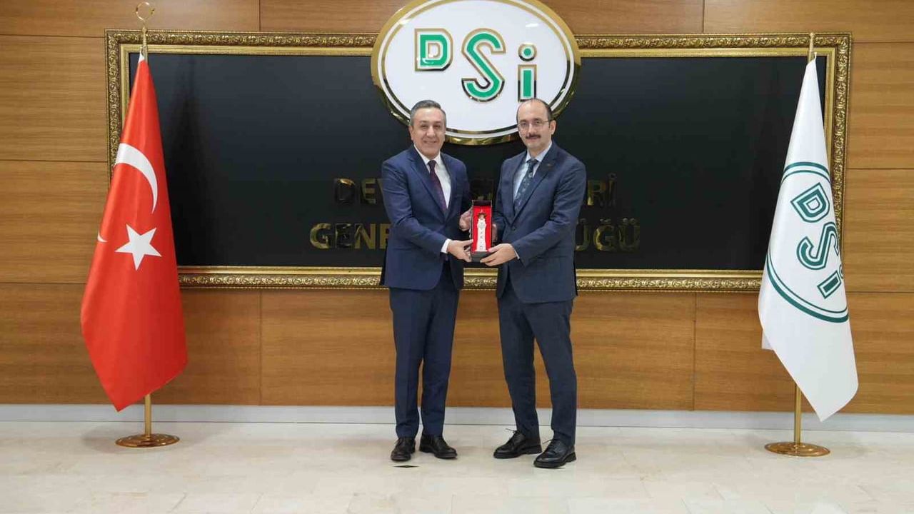 Başkan Dere, DSİ Genel Müdürü Balta ile Sungurlu'nun altyapı projelerini değerlendirdi