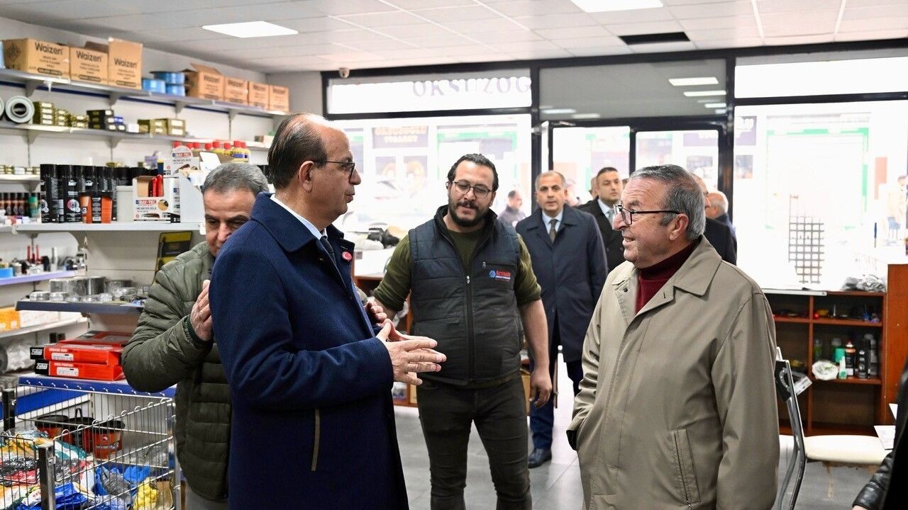 Başkan Geçit, ÖZSAN Sanayi Sitesi esnafının taleplerini yerinde dinledi