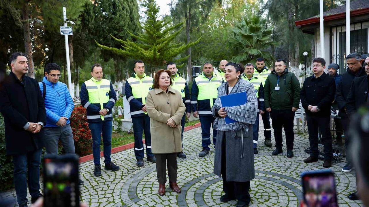 Başkan Gençay: Didim mezarlıkları düzenli ve eksiksiz şekilde devredildi