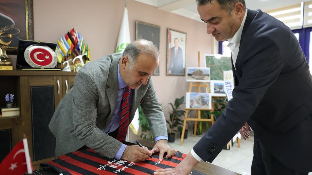 Başkan Özgür Arıcı, Koçarlı Belediyespor için ilçe dayanışması seferberliği başlattı